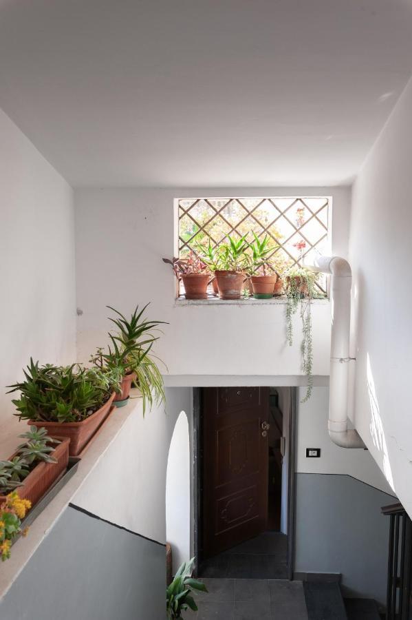 Casa Flo Con Terrazza E Ascensore Salerno Esterno foto